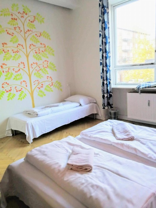 Sleep in Heaven image 12